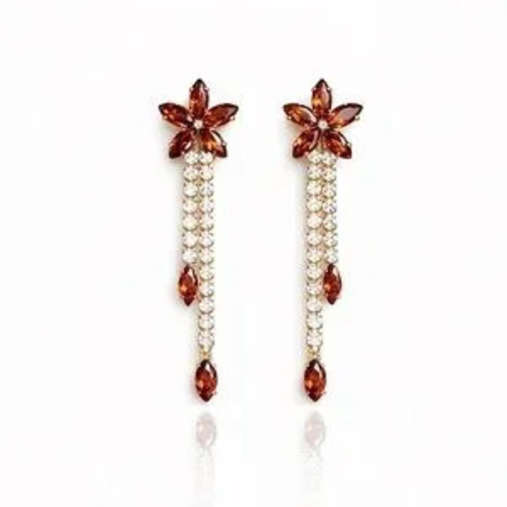 ?? Elegant Gold and Brown Floral Drop Earrings